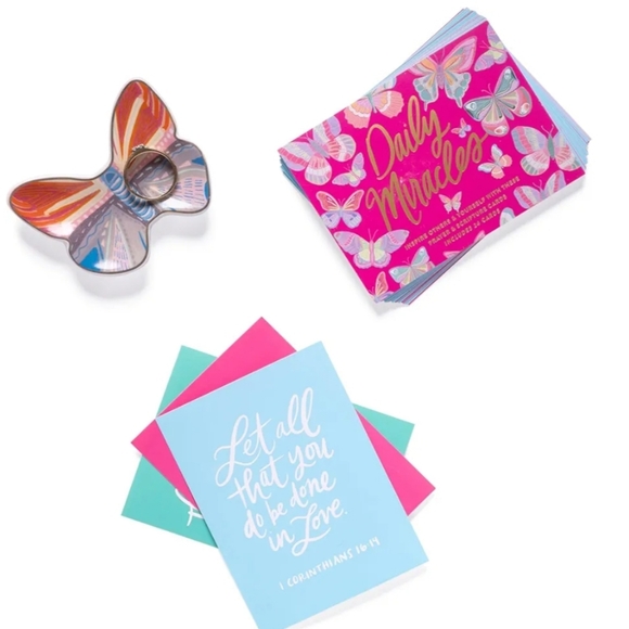 💕NIB Ceramic Butterfly Trinket Tray with Daily Miracle Cards Gift Set💕 - Picture 3 of 4